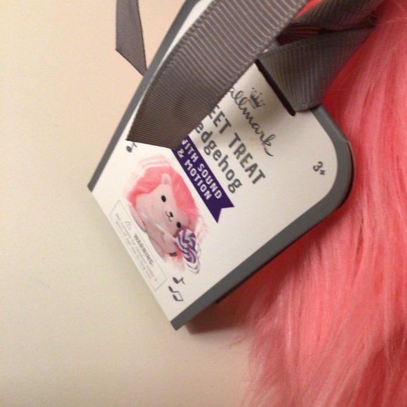 NWT Hallmark Singing + Dancing Pink Lollipop Hedgehog Stuffed Animal - Picture 3 of 4